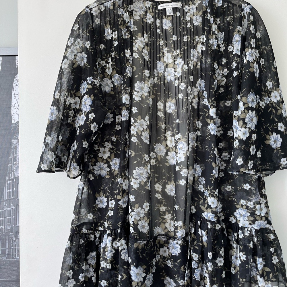 Floral top